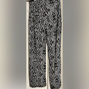 New Directions Black and White Wide Leg Pants
